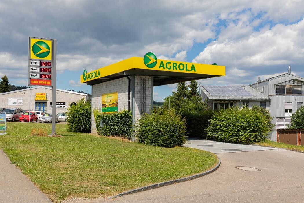 Bilder AGROLA