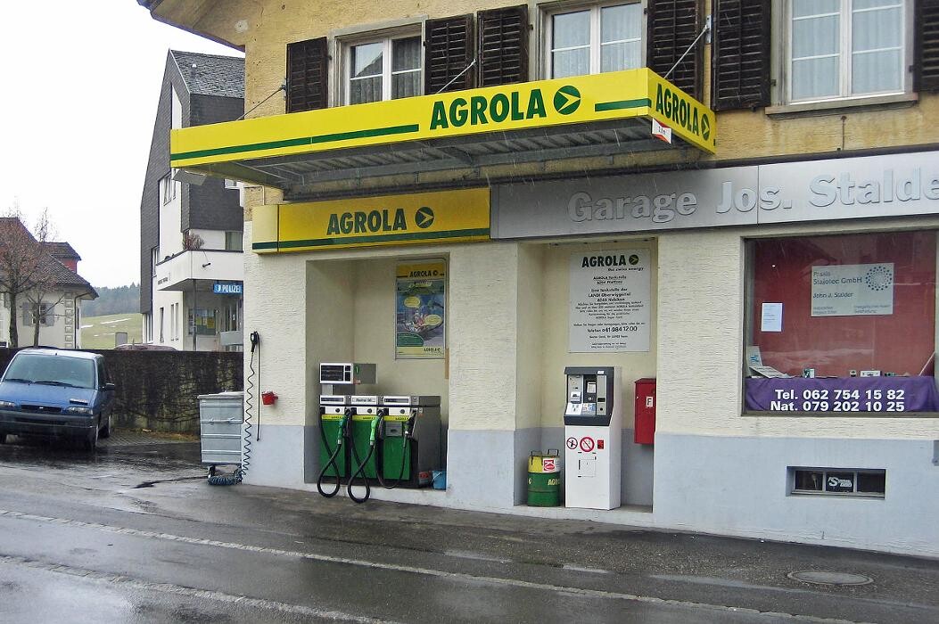 Bilder AGROLA