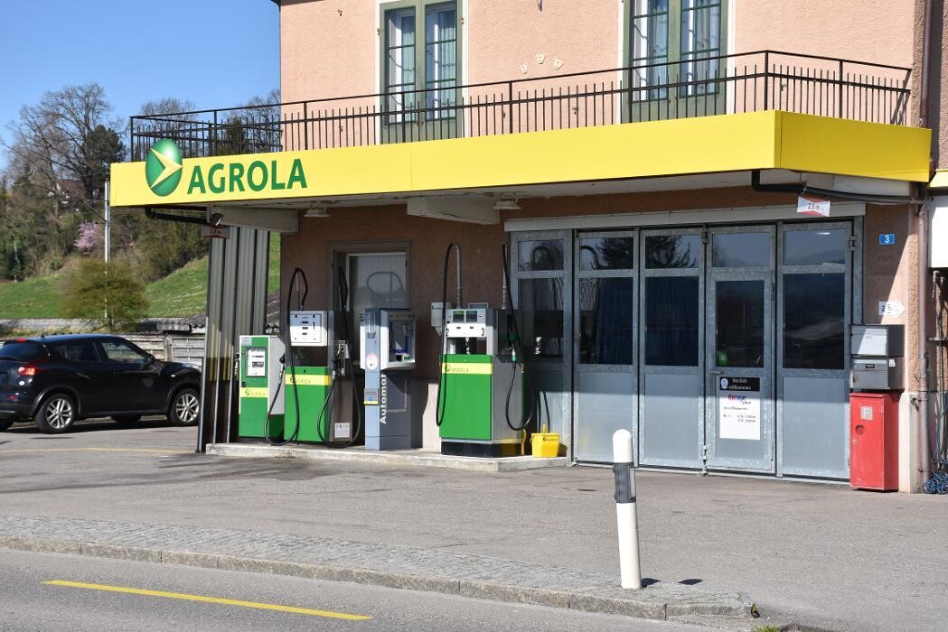 Bilder AGROLA