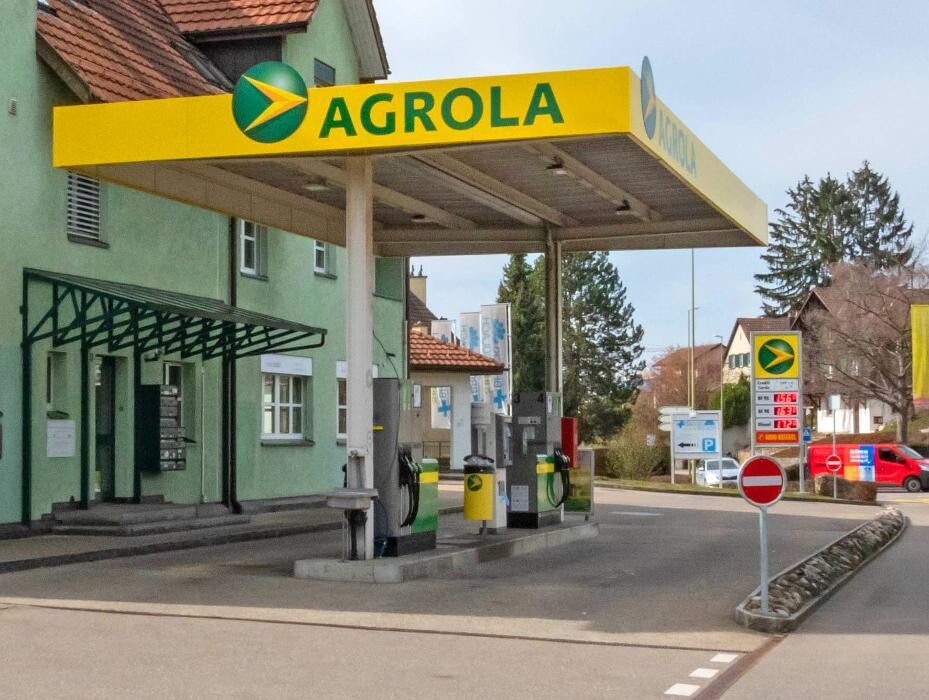 Bilder AGROLA