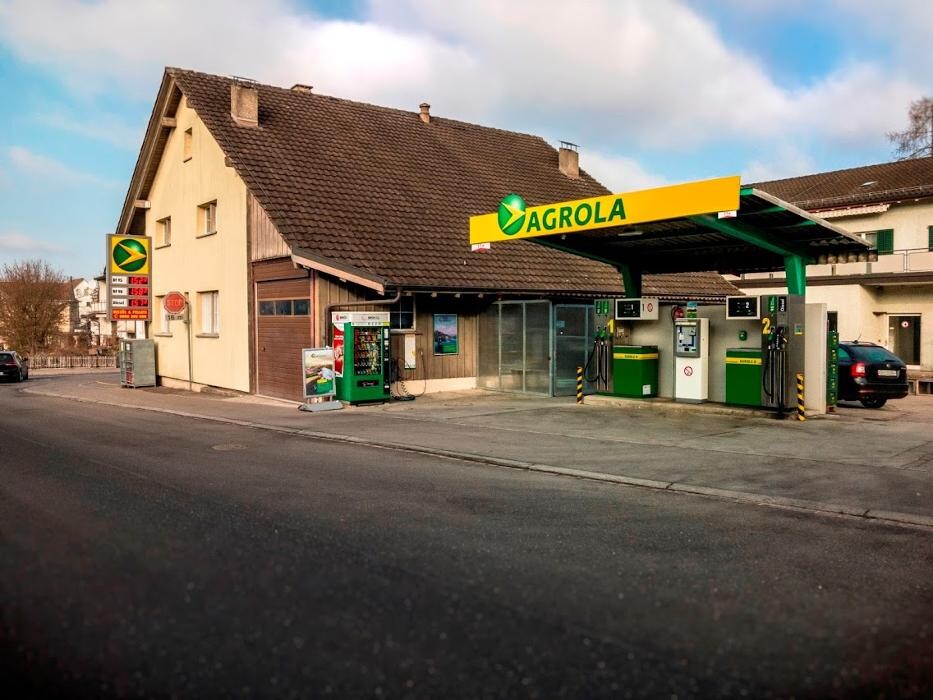Bilder AGROLA
