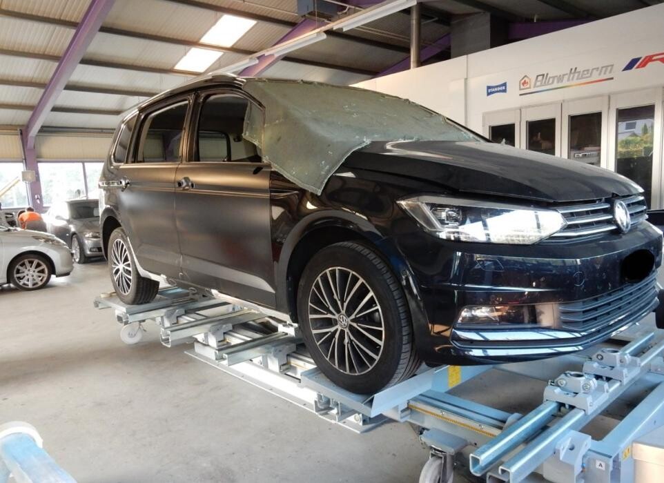 Bilder Carrosserie du Pont de Thielle SA