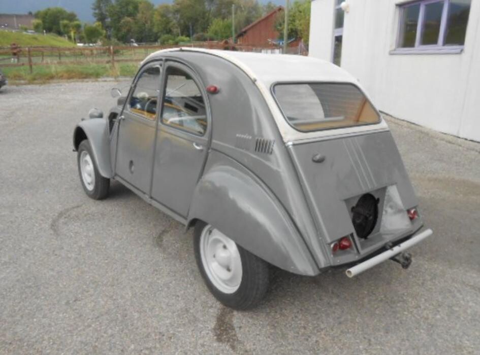 Bilder Carrosserie du Pont de Thielle SA