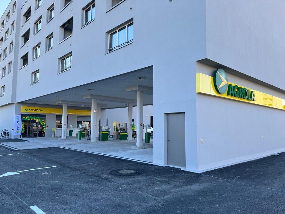 Bilder AGROLA Tankstelle & LAVEBA Shop St. Margrethen, LAVEBA LANDI AG