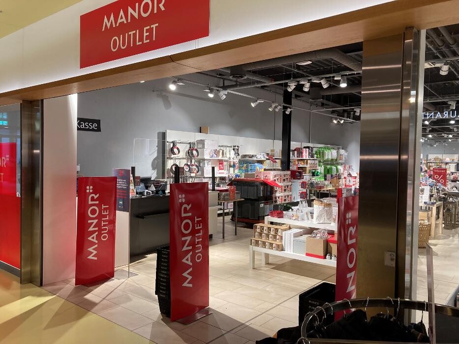 Bilder Manor Outlet St. Margrethen