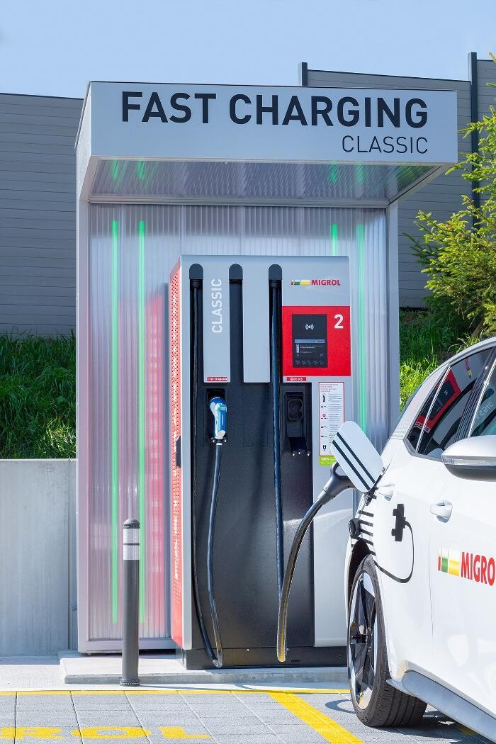 Bilder Migrol Fast Charging