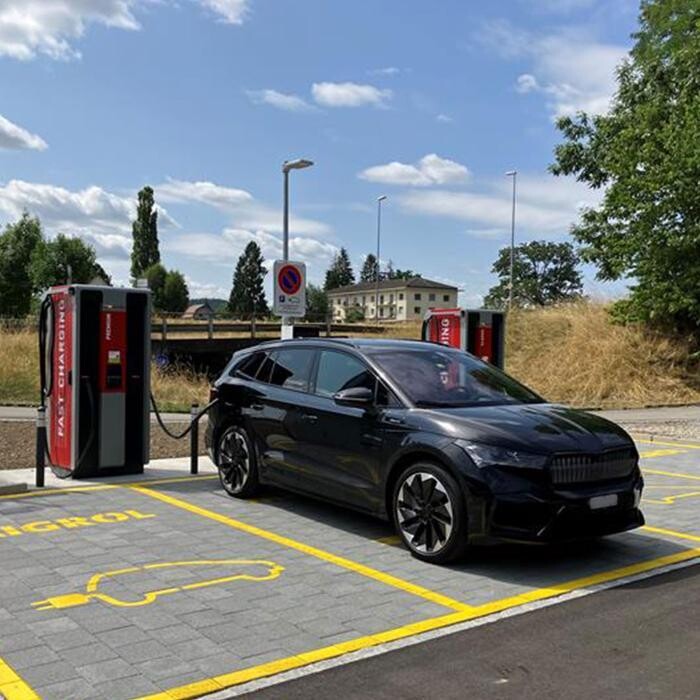 Bilder Migrol Charging Station
