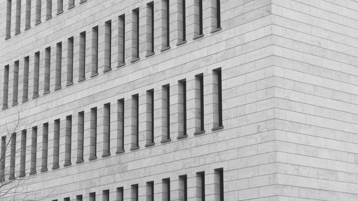 Bilder Étude de Maître Marco Breitenmoser