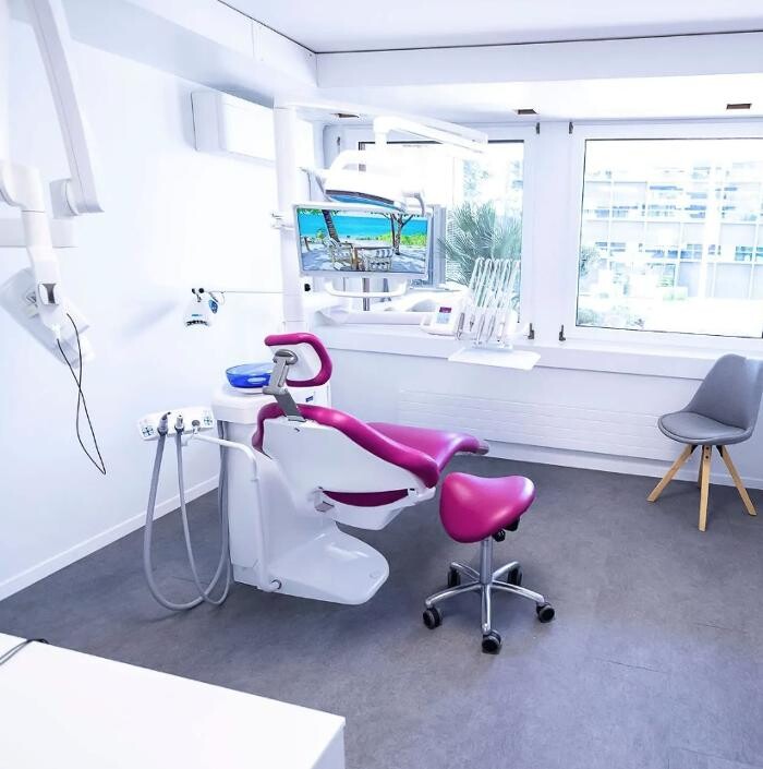 Bilder Clinique Dentaire Cortot