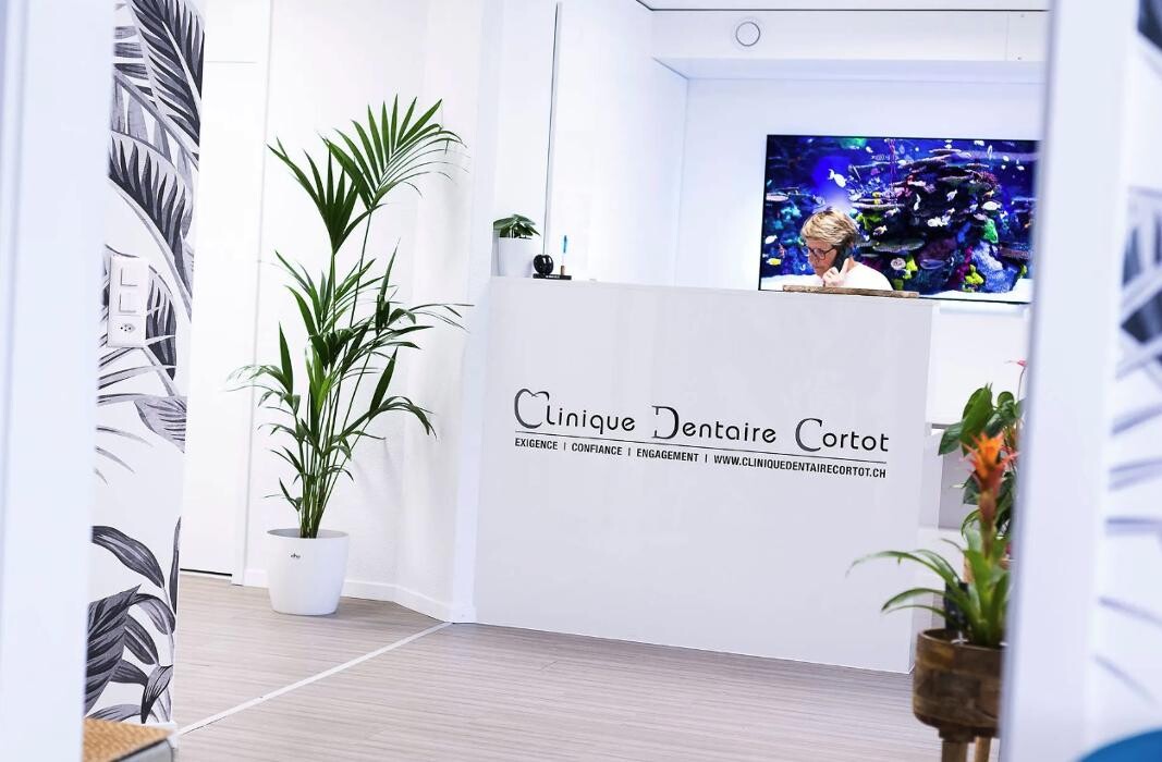 Bilder Clinique Dentaire Cortot