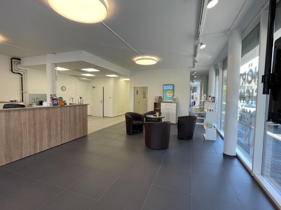 Bilder Neuroth Hörcenter AG - Hörgeräte und Gehörschutz