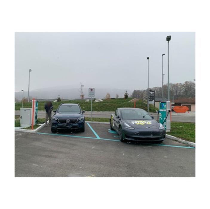 Bilder evpass Charging Station