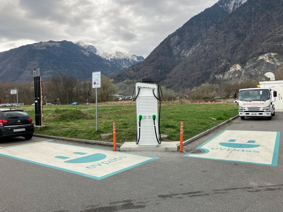 Bilder evpass Charging Station