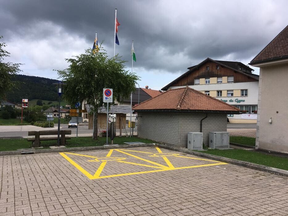 Bilder evpass Charging Station