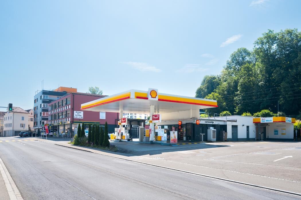 Bilder Shell Recharge Charging Station