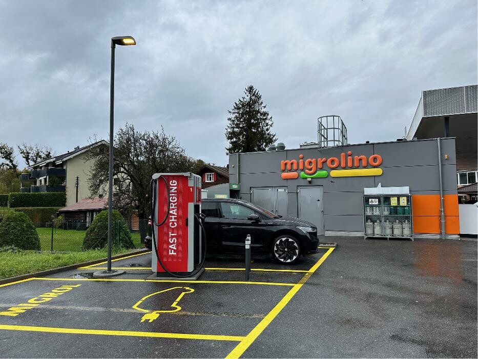 Bilder Migrol Fast Charging