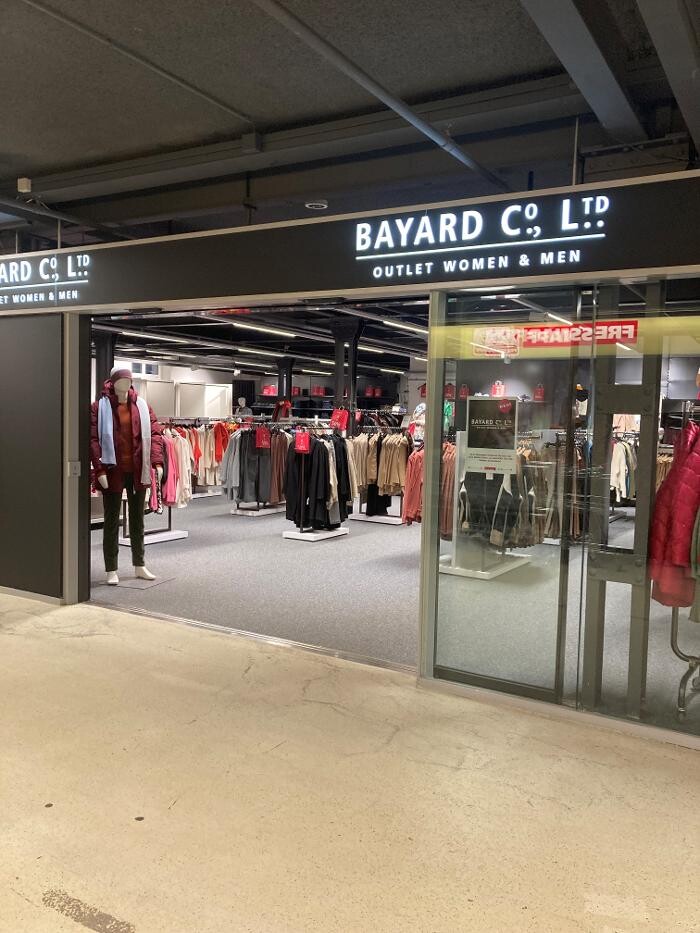 Bilder BAYARD CO LTD OUTLET
