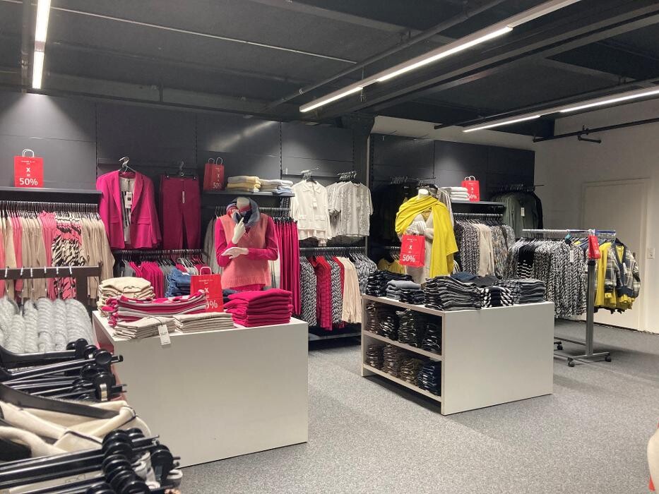Bilder BAYARD CO LTD OUTLET