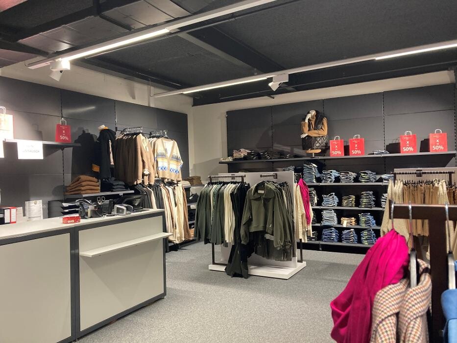 Bilder BAYARD CO LTD OUTLET
