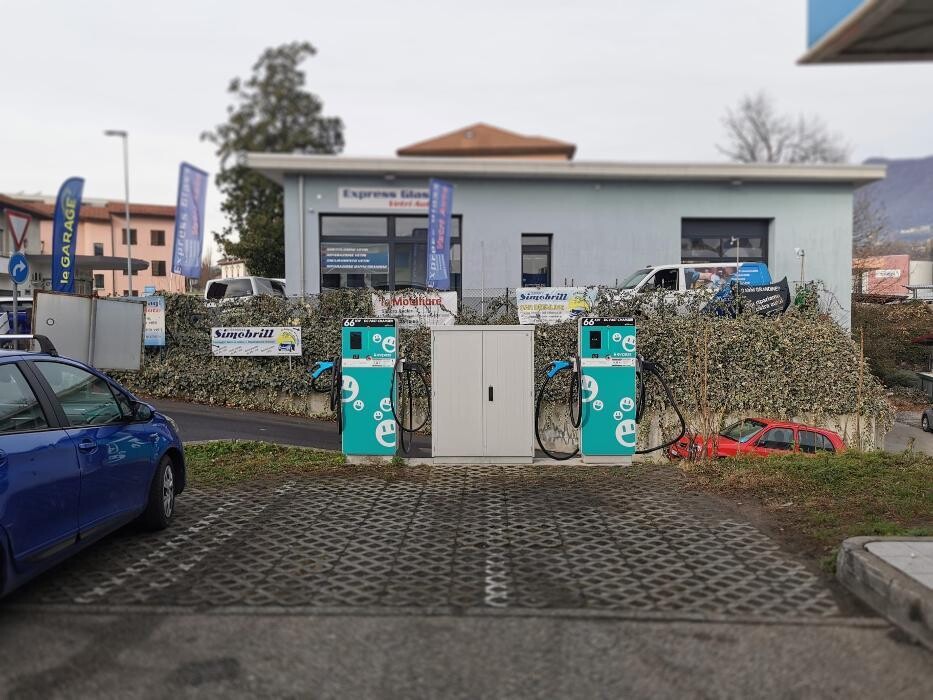 Bilder evpass Charging Station