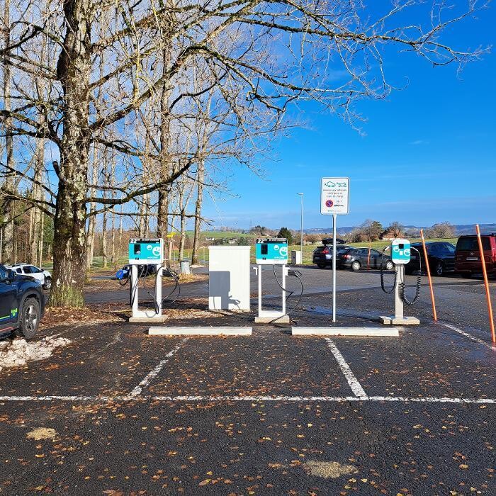 Bilder Shell Recharge Charging Station