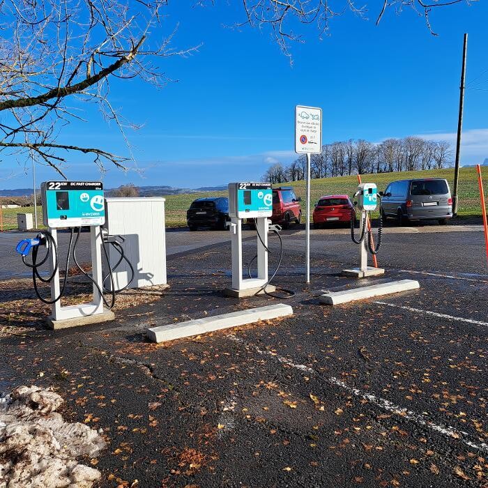 Bilder Shell Recharge Charging Station