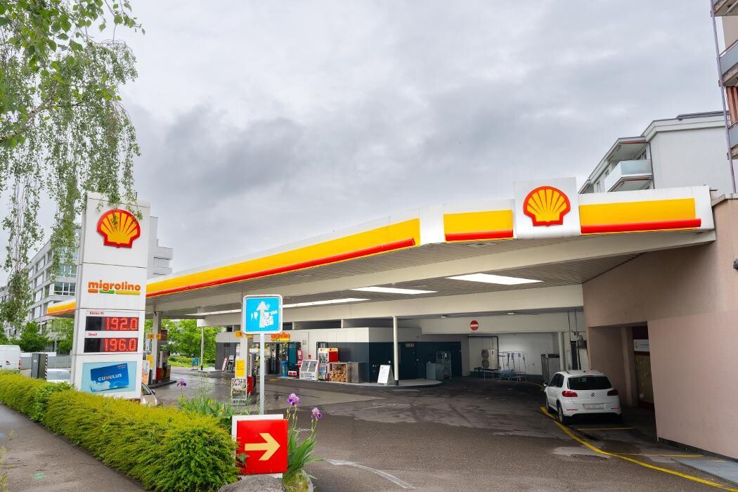Bilder Shell Recharge Charging Station