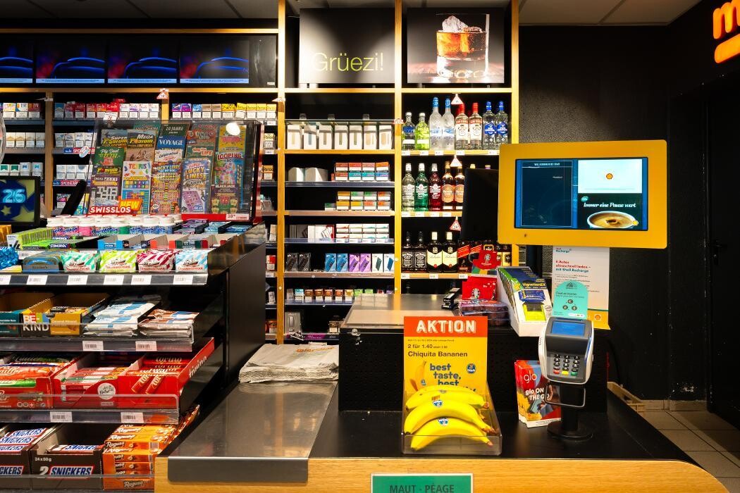 Bilder Shell Recharge Charging Station