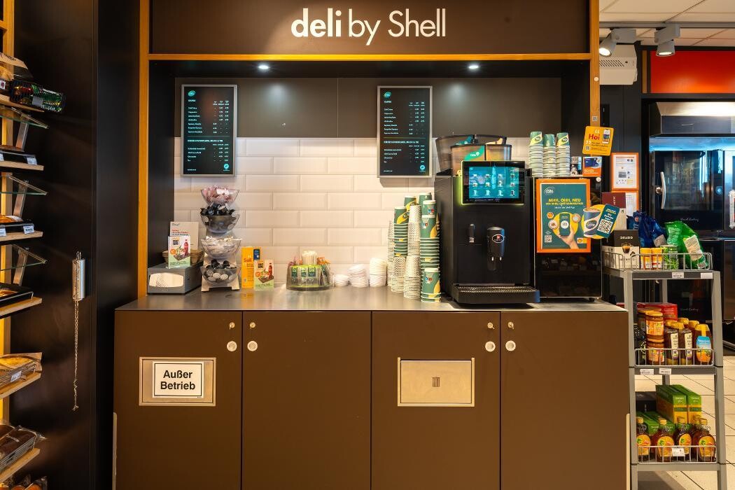 Bilder Shell Recharge Charging Station