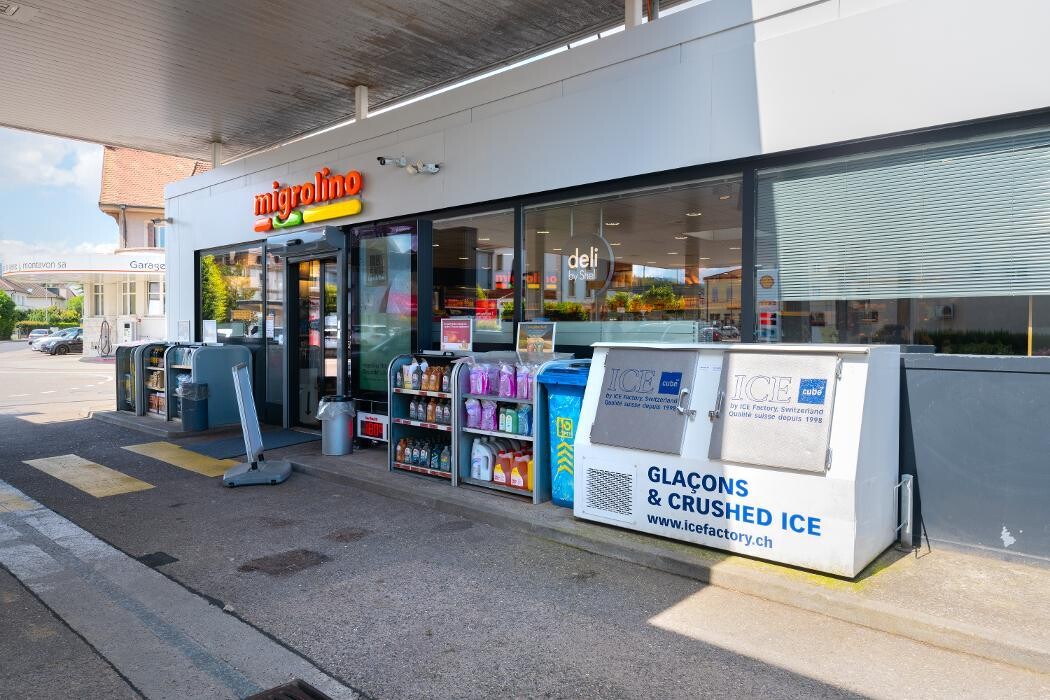 Bilder Shell Recharge Charging Station