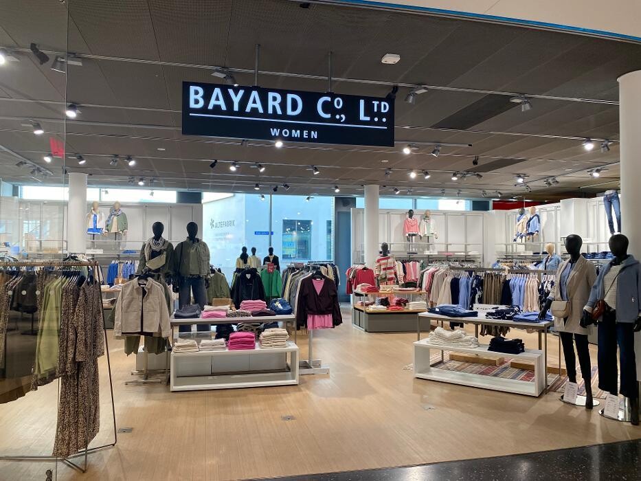 BAYARD CO LTD WOMEN ALBUVILLE Logo