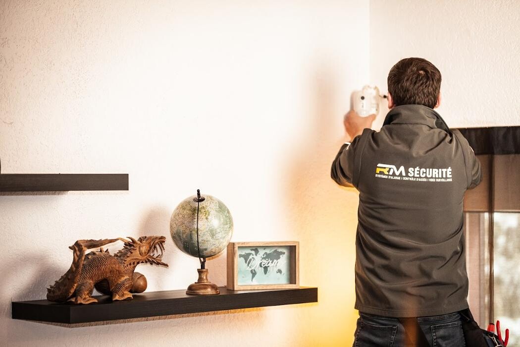 Bilder RM Sécurité - Systèmes d'alarmes, vidéo-surveillance, contrôle d'accès