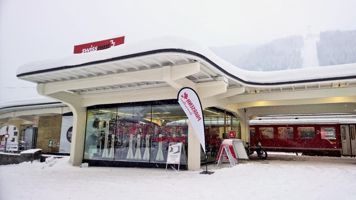Bilder Paarsenn Sports swissrent Bahnhof RhB