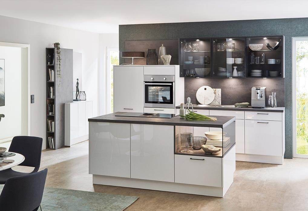 Bilder Sanitas Troesch, Exposition de cuisines et de salles de bains Sierre