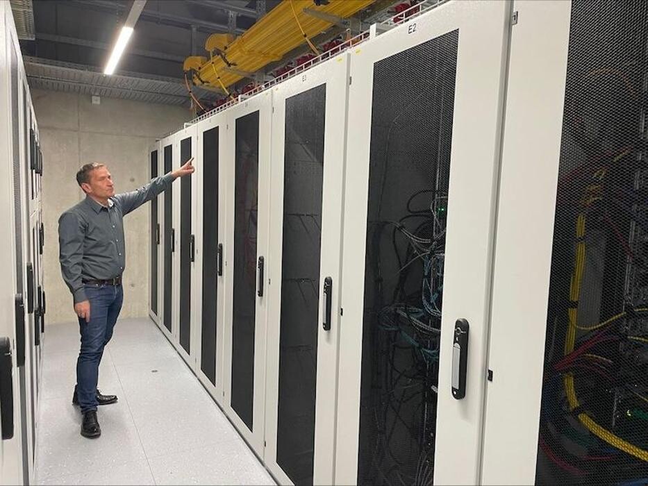Bilder peaknetworks Schweiz GmbH