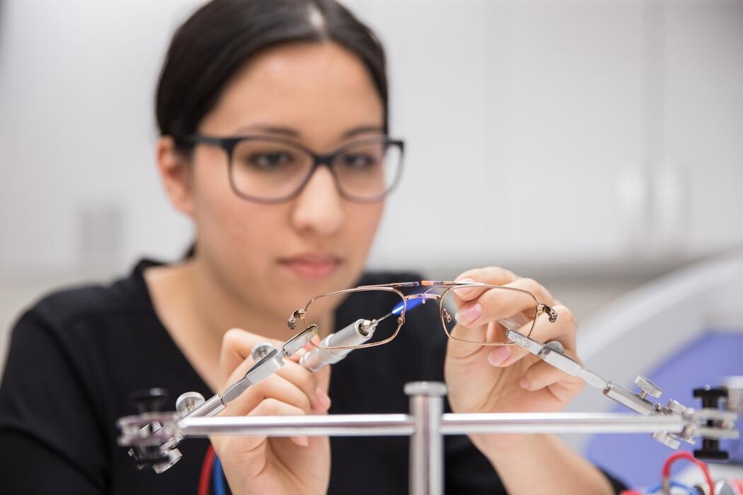 Bilder Suter Optik Kleinandelfingen AG