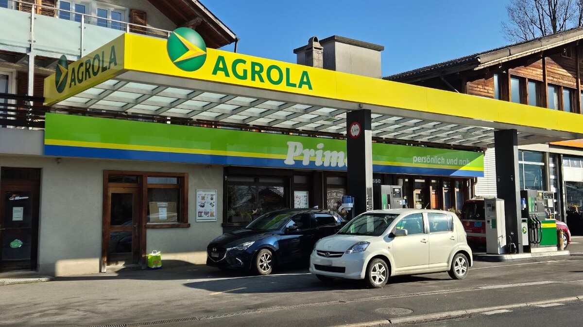 Bilder AGROLA Prima