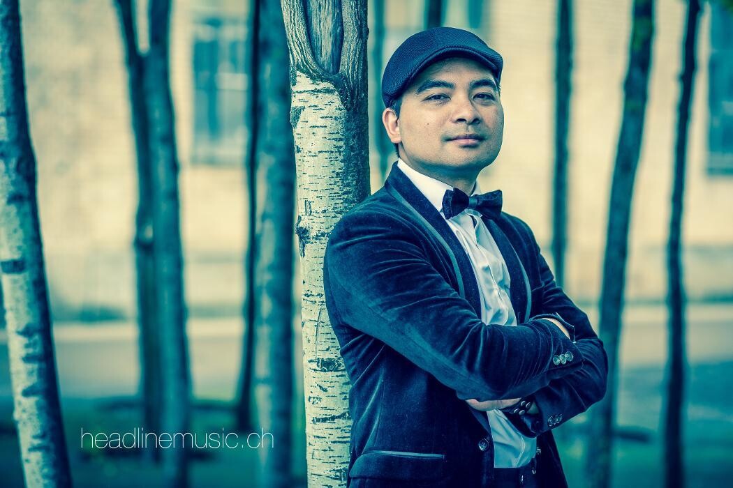 Bilder Vivien and the Headline