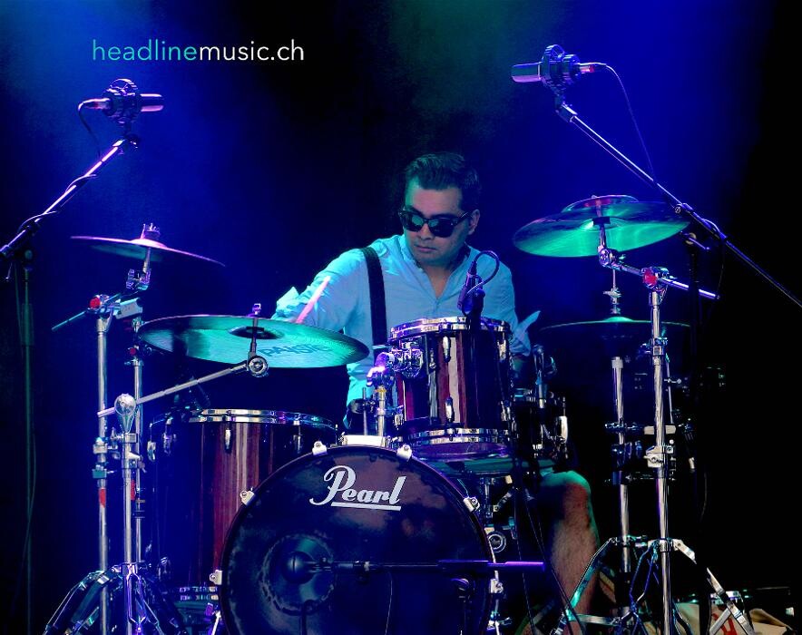 Bilder Vivien and the Headline