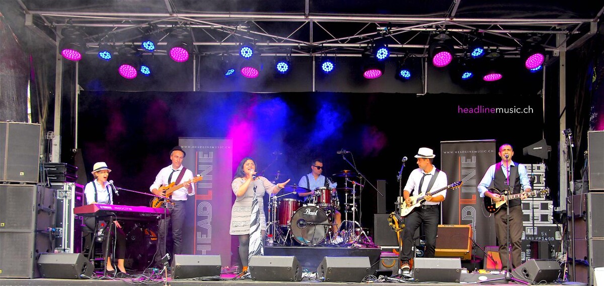 Bilder Vivien and the Headline