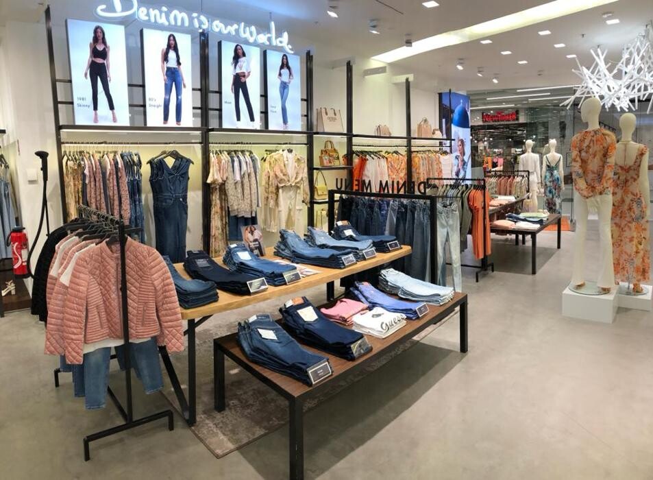 Bilder GUESS