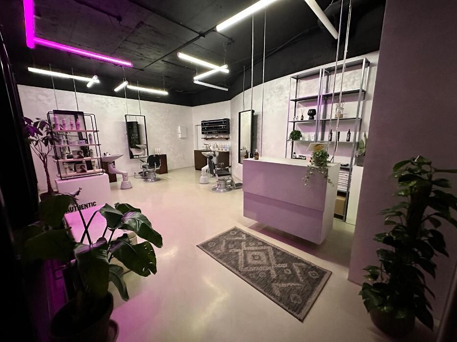 Bilder TYRA THE HAIR STUDIO