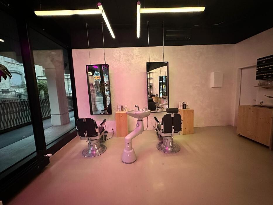 Bilder TYRA THE HAIR STUDIO