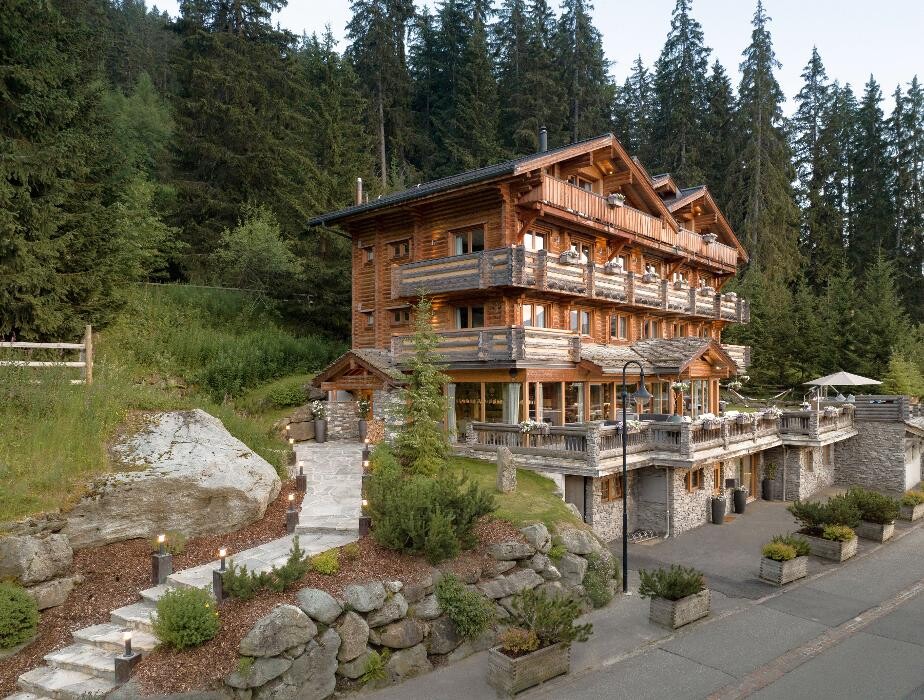 Bilder The Lodge