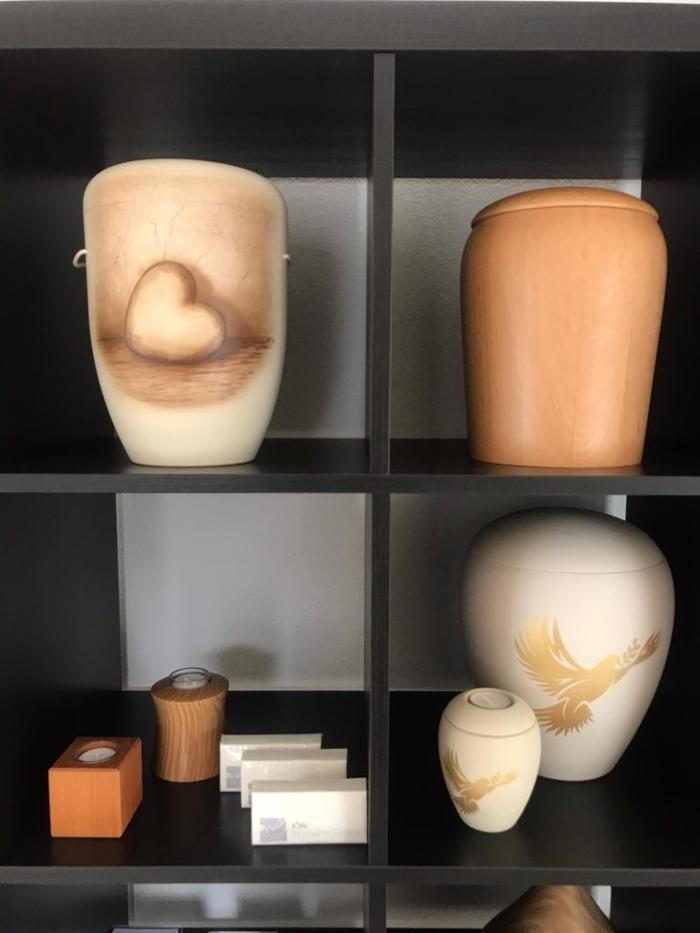Bilder Jöri Bestattungen GmbH
