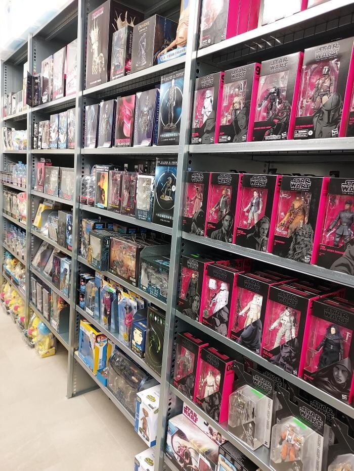 Bilder ActionSpielzeug.ch - Ihr Schweizer Actionfiguren- und Collectibles-Online-Shop!