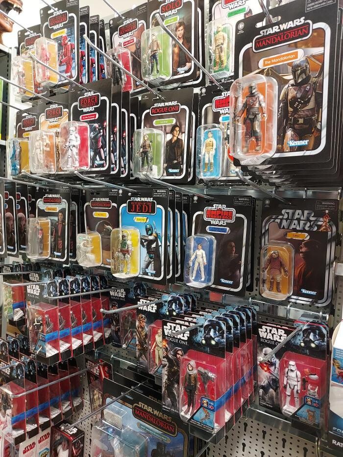Bilder ActionSpielzeug.ch - Ihr Schweizer Actionfiguren- und Collectibles-Online-Shop!