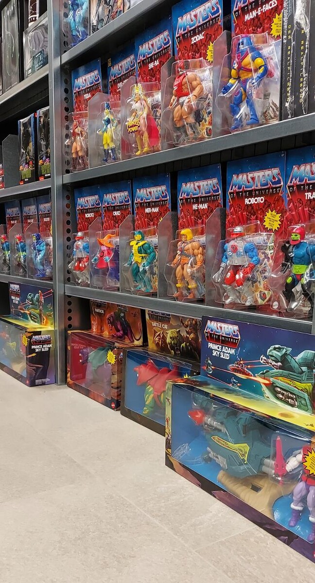 Bilder ActionSpielzeug.ch - Ihr Schweizer Actionfiguren- und Collectibles-Online-Shop!
