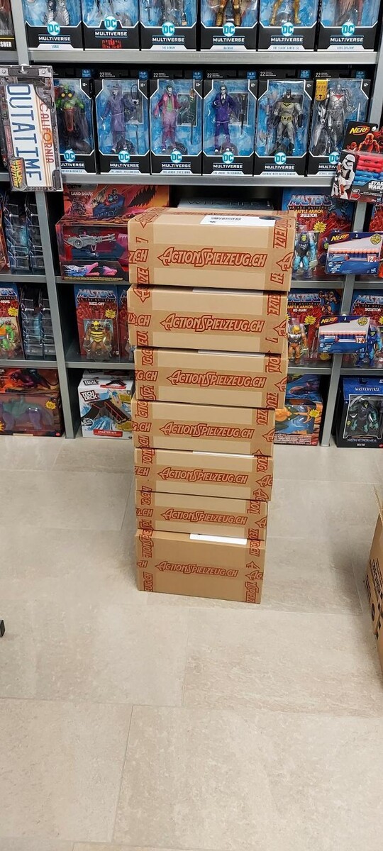 Bilder ActionSpielzeug.ch - Ihr Schweizer Actionfiguren- und Collectibles-Online-Shop!