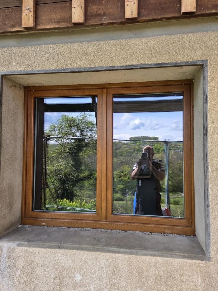 Bilder MENUISERIES ROMANDES
